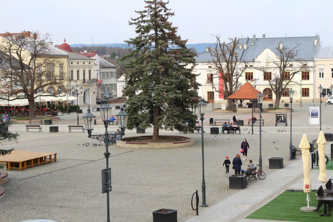 Apartament City, Clock Krosno Exterior foto