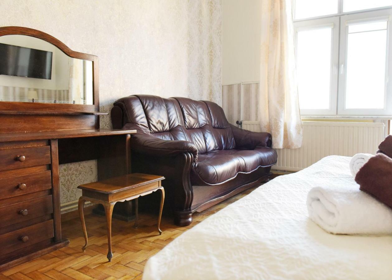 Apartament City, Clock Krosno Exterior foto