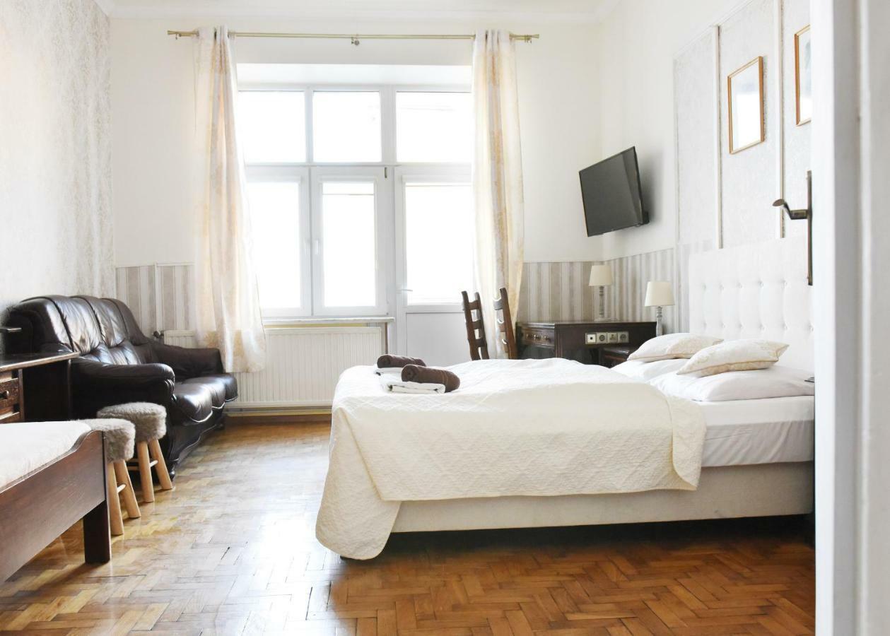 Apartament City, Clock Krosno Exterior foto